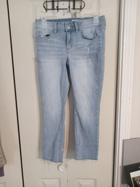 SO Light Blue Cropped Ankle Jeans